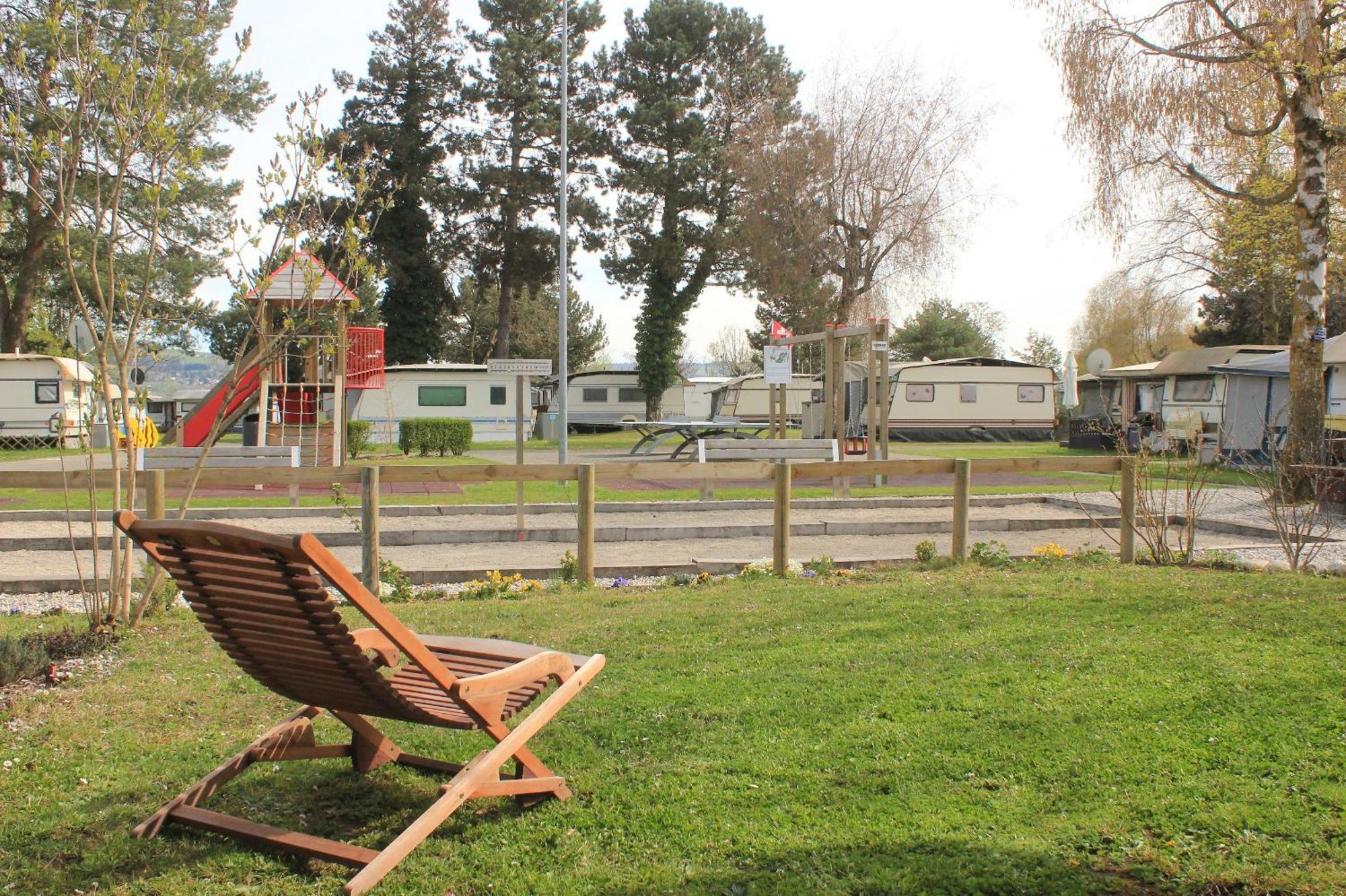 Appart'confort 4 Personnes Campsite *